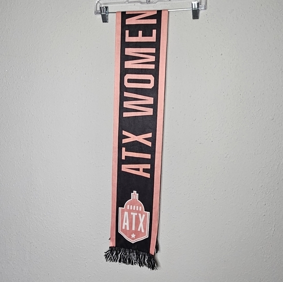 ATX Womens Soccer Pink Black Scarf 2024‎ Austin Texas - Picture 2 of 6